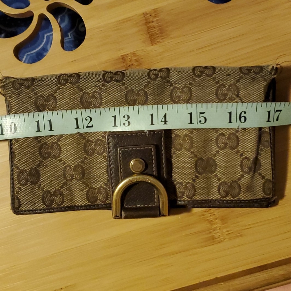 Gucci wallet